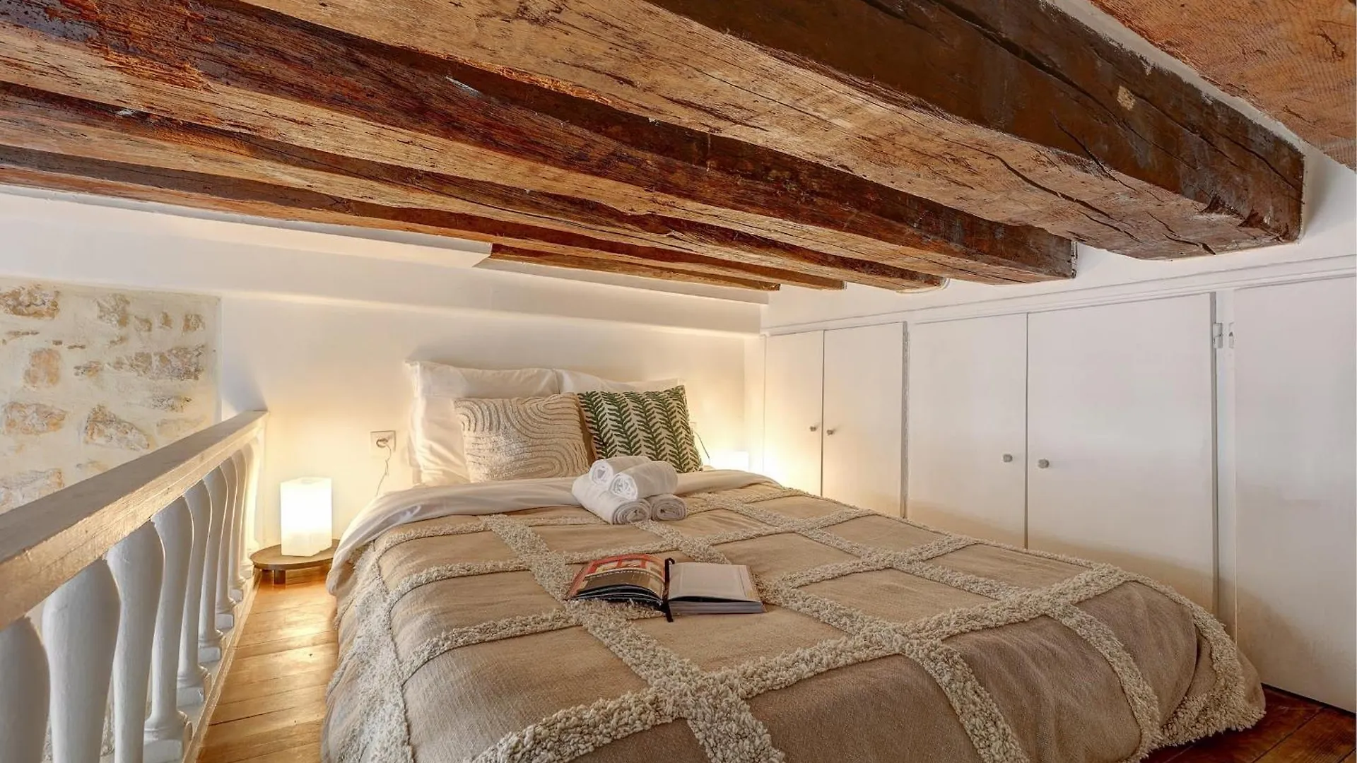 Le Marais & Pompidou - Cityapartmentstay * Paris